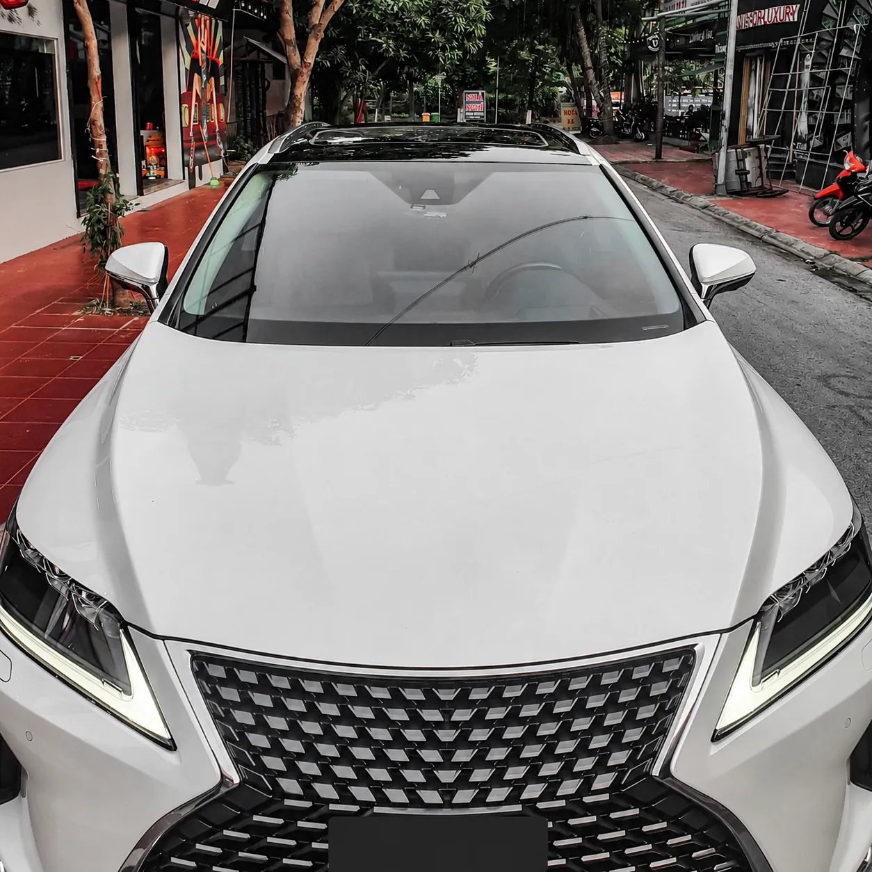 Dịch vụ dán nóc xe ô tô Lexus tại Hà Nội
